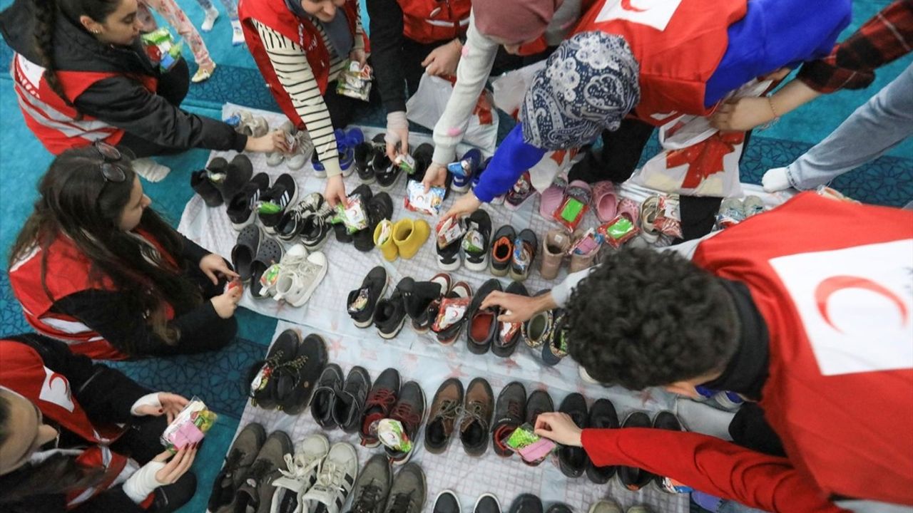 Kızılay Gönüllülerinden Zonguldak'ta Mutlu Anlar