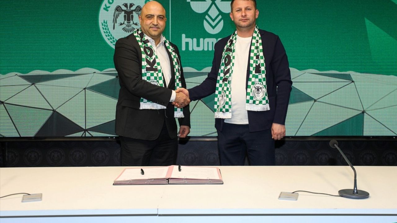 Konyaspor ve Hummel'dan Yeni Sponsorluk Anlaşması