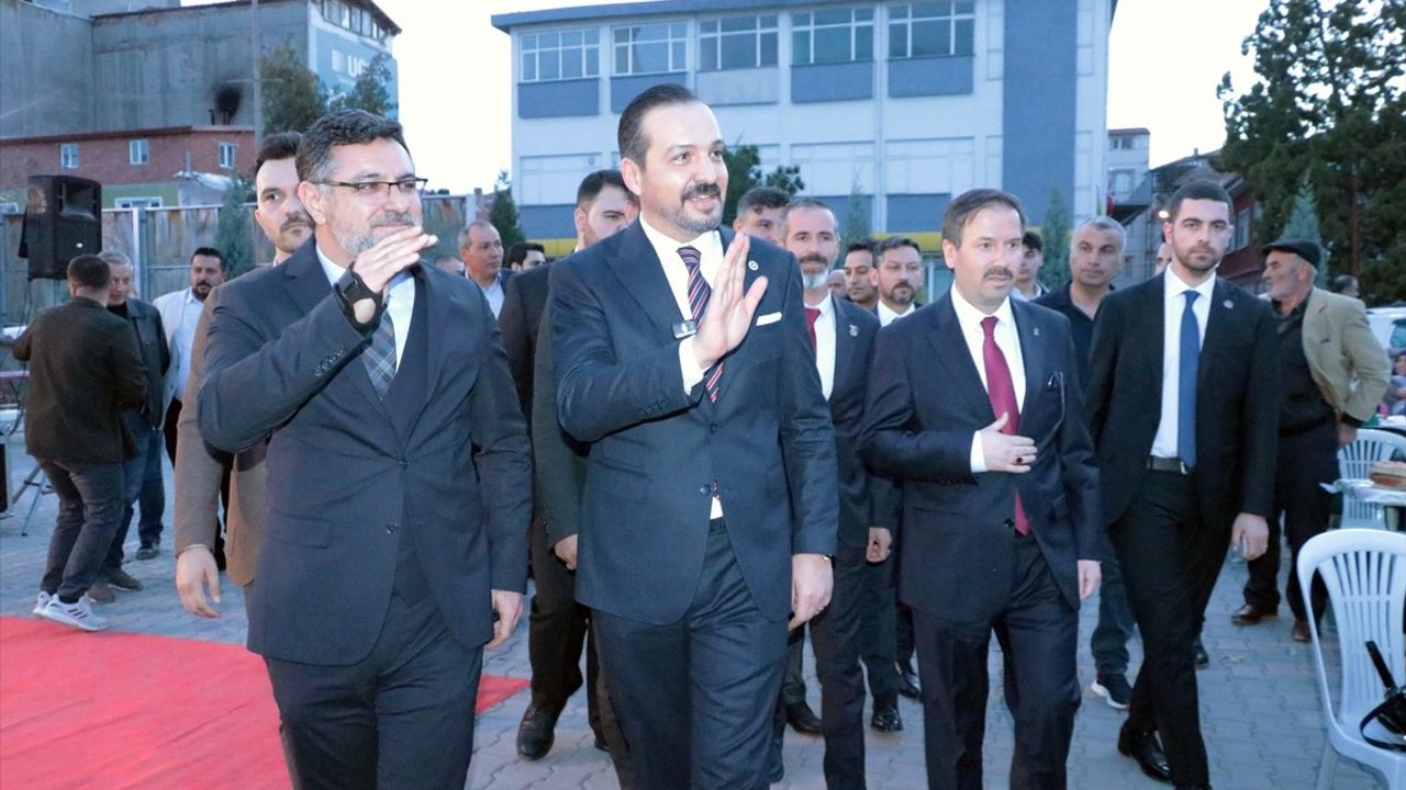 Kürşad Zorlu, Yozgat'ta Siyasi Eleştirilerde Bulundu