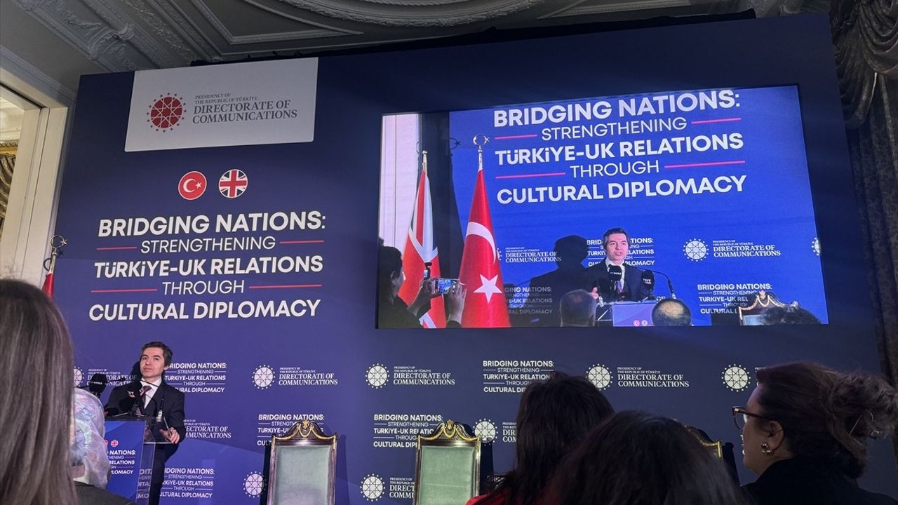 Londra'da Türkiye-Birleşik Krallık İlişkilerini Güçlendirme Paneli