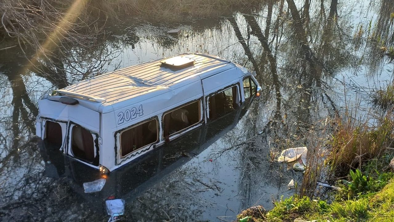 Manisa'da İşçi Servisi Kazası