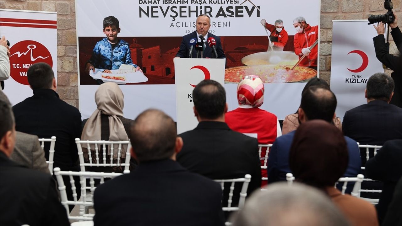 Nevşehir'de Türk Kızılay'ın 46. Aşevi Açıldı