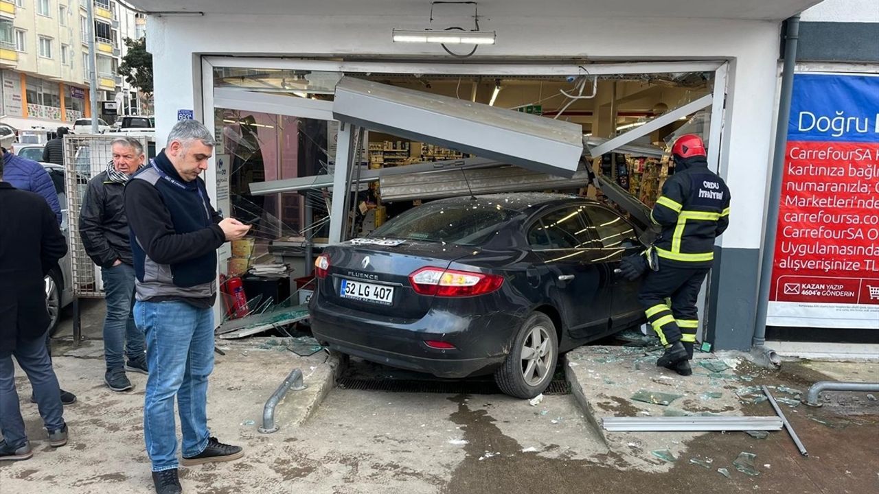 Ordu'da Market Kazası: 3 Yaralı