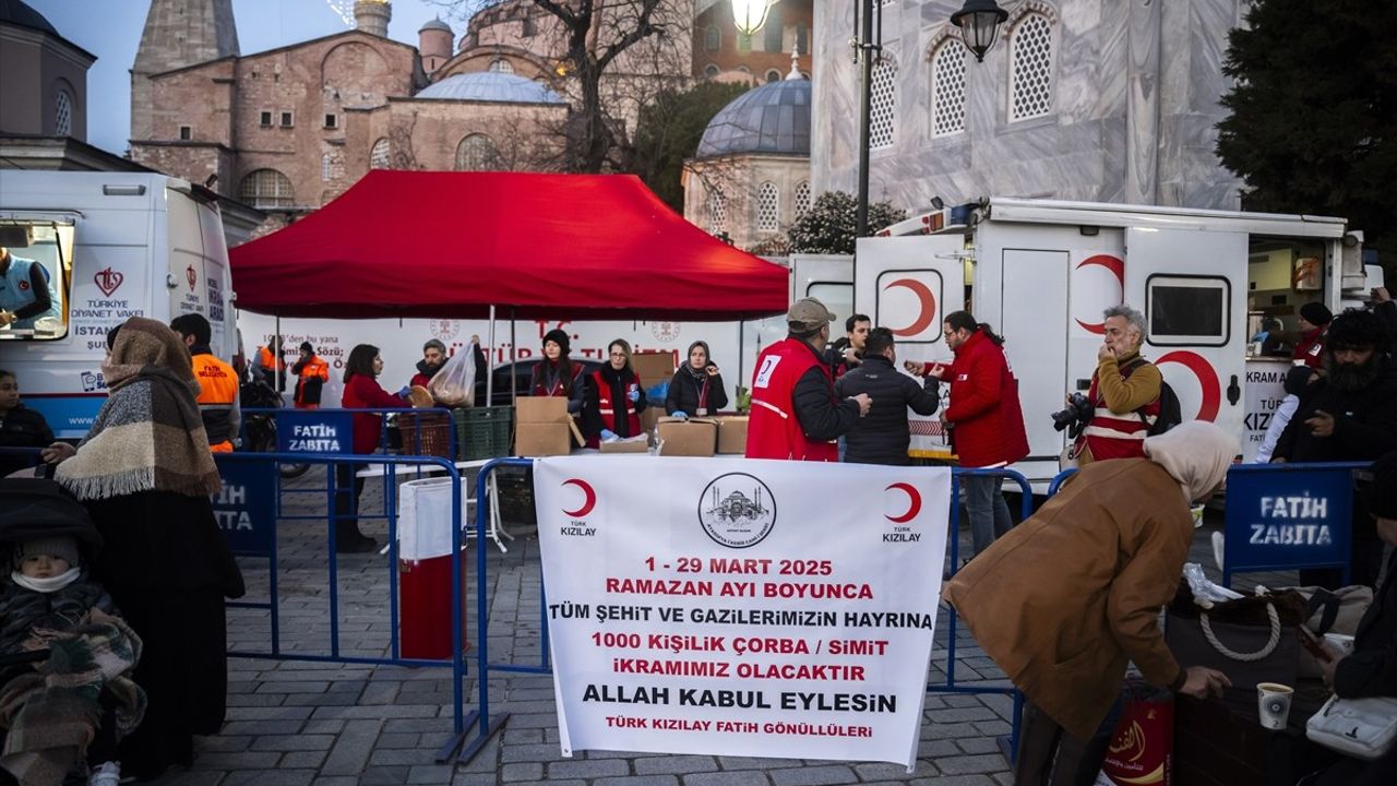 Oruç Baba Türbesi'nde Ramazan Coşkusu