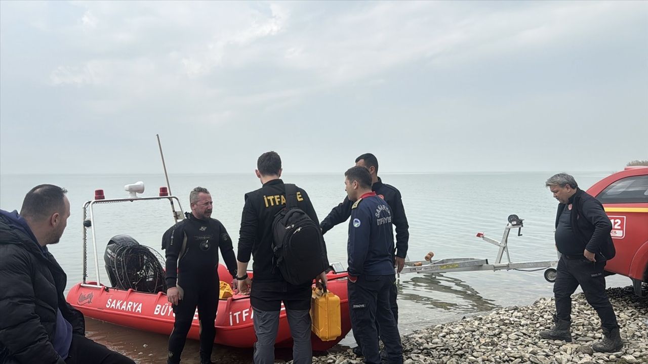 Sapanca Gölü'nde Boğulan Sporcunun Cenaze Töreni