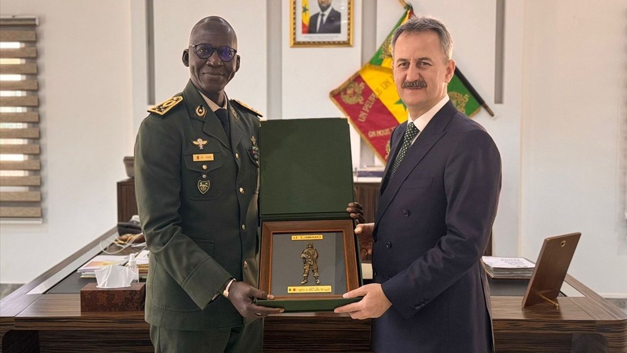 Senegal'de Savunma Sanayii Görüşmeleri