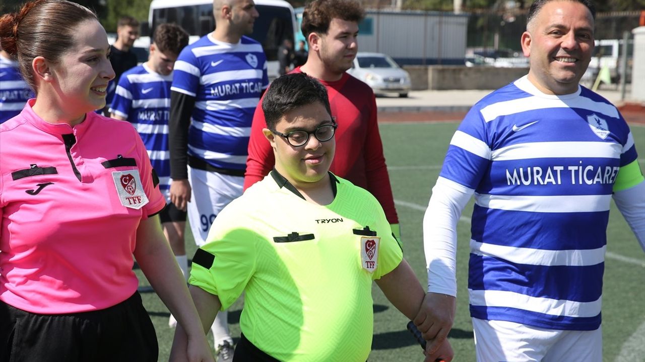 Siirt'te Down Sendromlu Çocuklar Hakemlik Yaptı