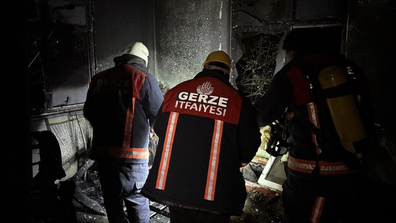 Sinop'ta Müstakil Evde Çıkan Yangında 3 Yaralı
