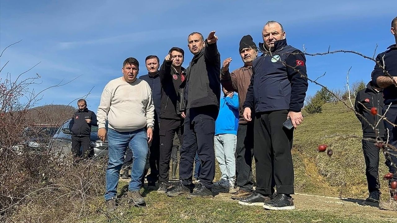 Sinop'taki Heyelan Bölgesine AFAD İncelemesi