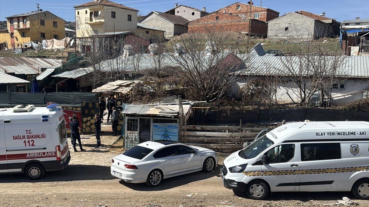 Sivas'ta Kayıp Çoban Ahırda Bulundu