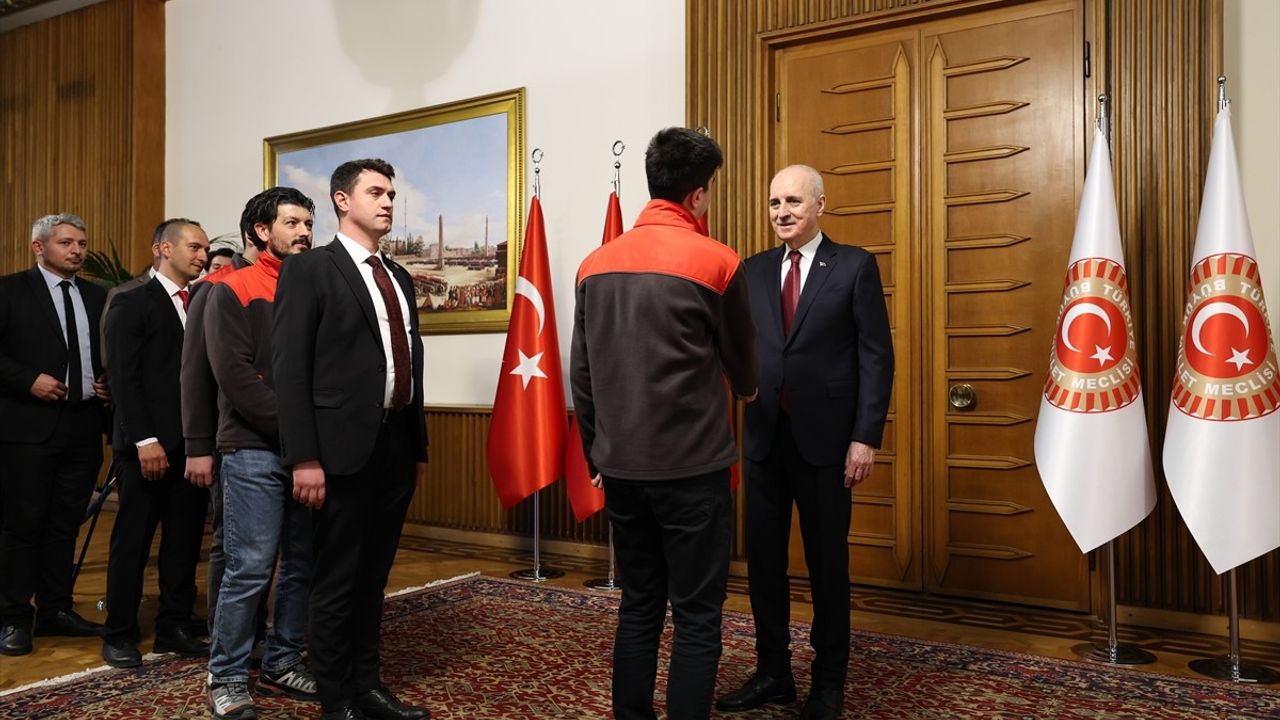 TBMM Başkanı Kurtulmuş Ramazan Bayramı'nda Personeliyle Bir Araya Geldi