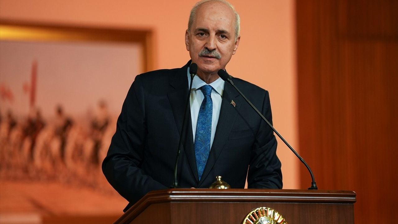 TBMM Başkanı Kurtulmuş, Sivil Toplum Temsilcileriyle İftarda Buluştu