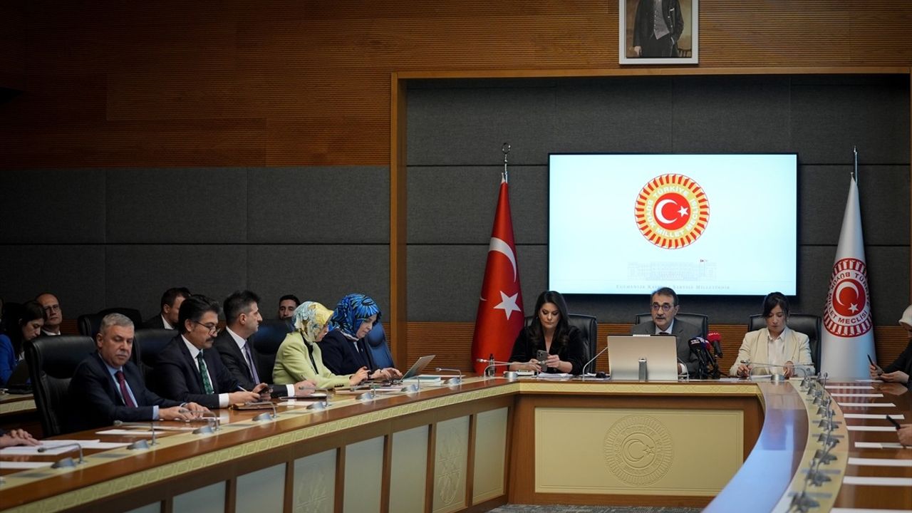 TBMM'de Yapay Zeka Eğitimi Toplantısı