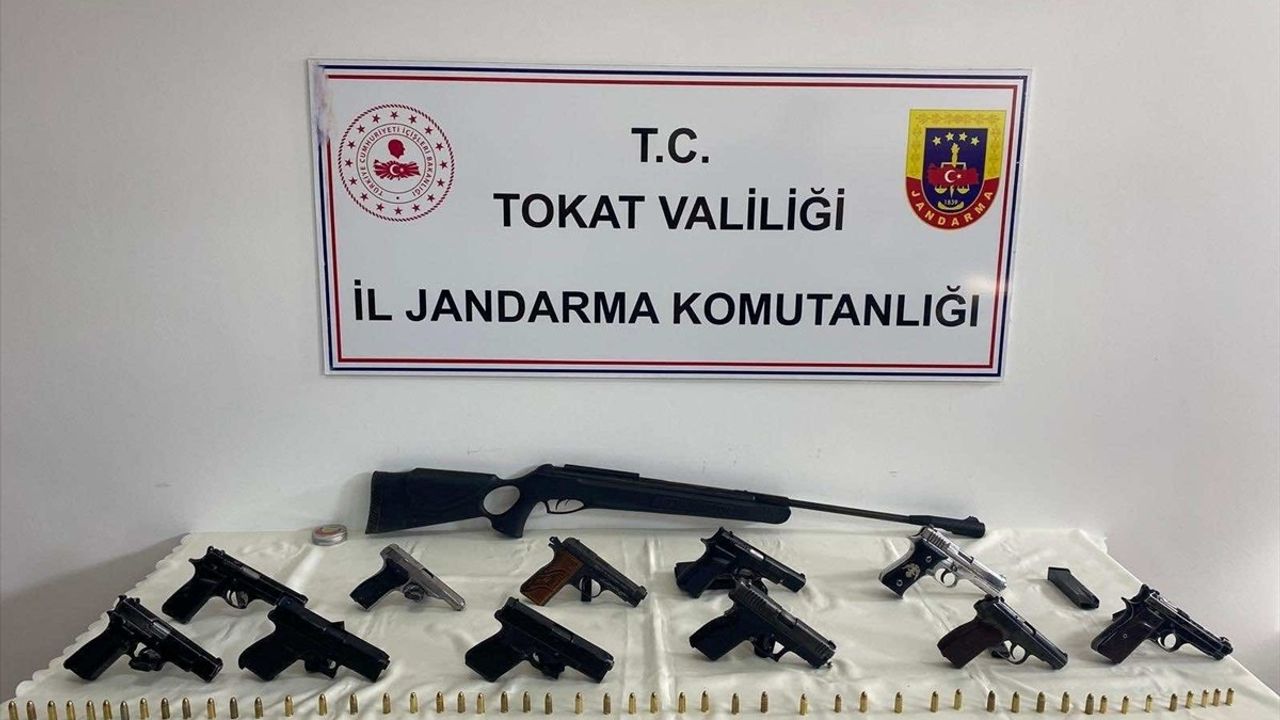 Tokat'ta Kaçak Silah Operasyonu: 2 Gözaltı