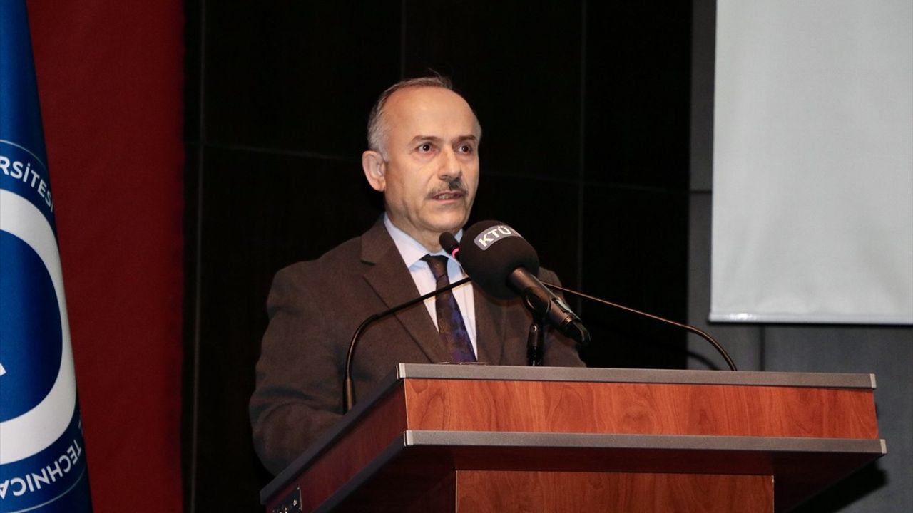 Trabzon'da Kadına Yönelik Şiddetle Mücadele Paneli