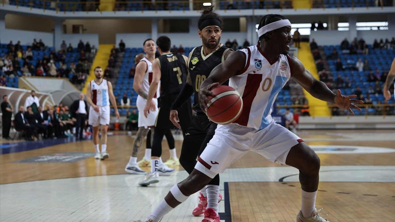 Trabzonspor, Türkiye Basketbol Ligi'nde Esenler Erokspor'u Mağlup Etti