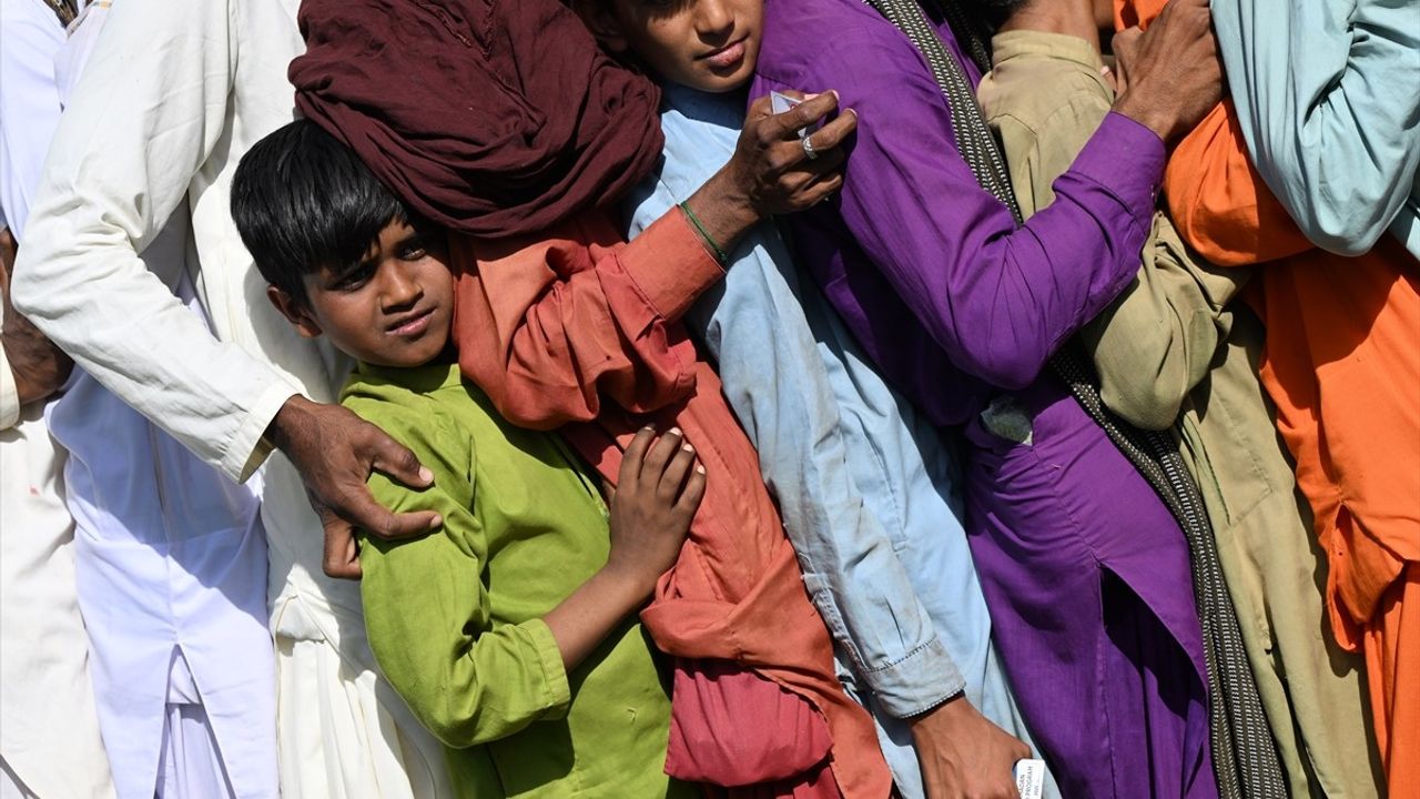 Türkiye Diyanet Vakfı Pakistan'da Ramazan Yardımları