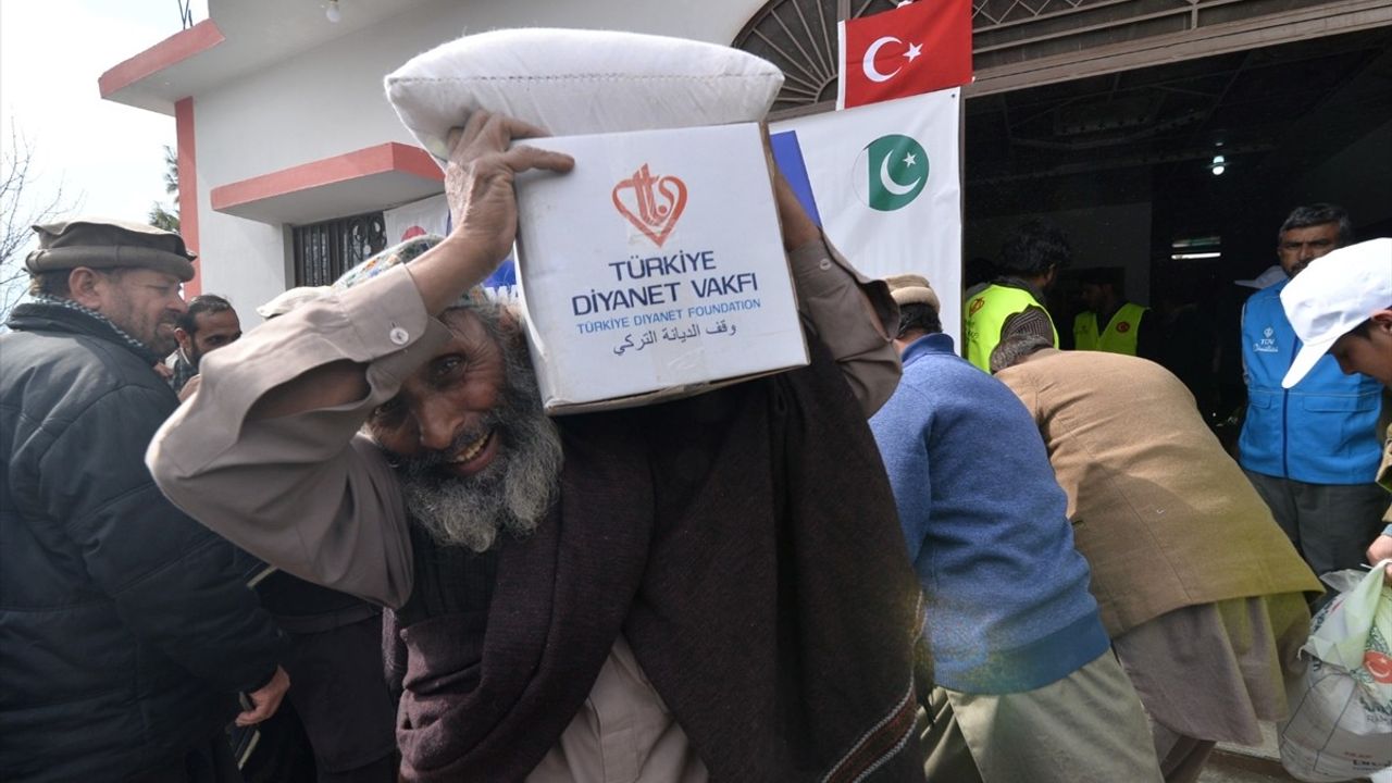 Türkiye Diyanet Vakfı Ramazan Yardımlarını Pakistan'da Sürdürüyor