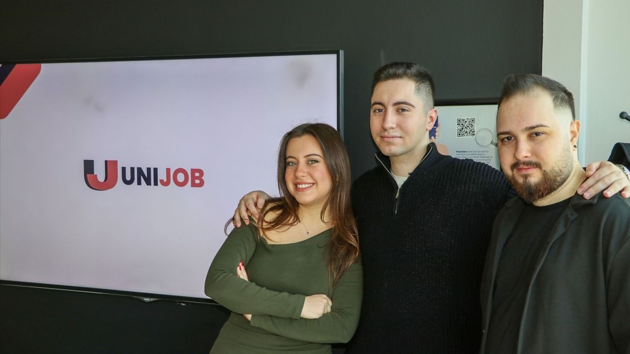 Üniversiteli Girişimcilerden İş Bulma Uygulaması: UNIJOB