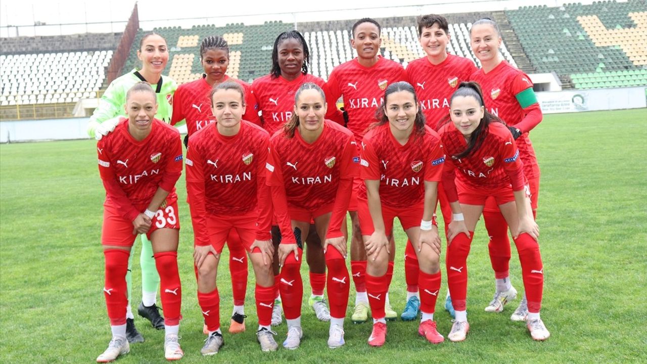 Ünye Kadın Spor, Beylerbeyi ile Berabere Kaldı
