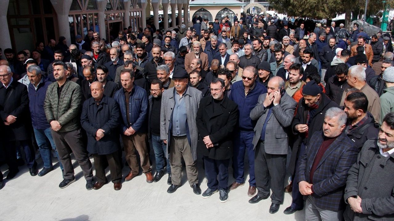 Van'da Gazze Saldırılarına Protesto