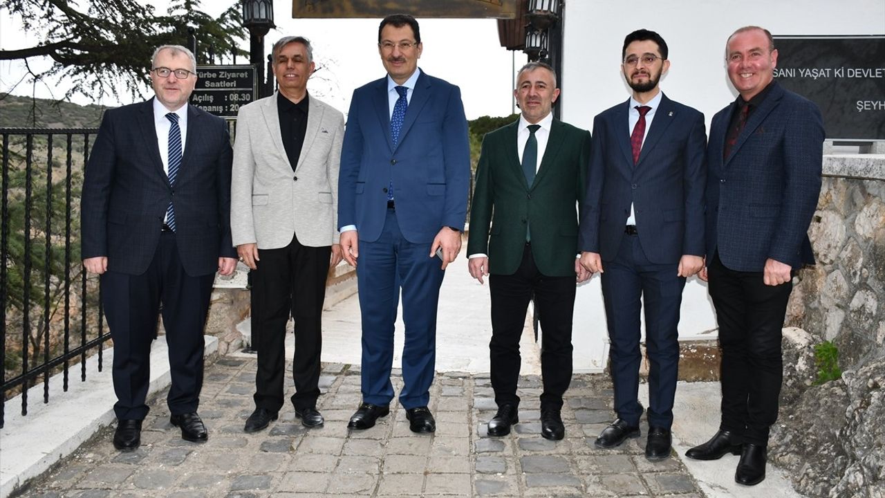 Yavuz'dan Yolsuzluk Soruşturmasına İlişkin Açıklamalar