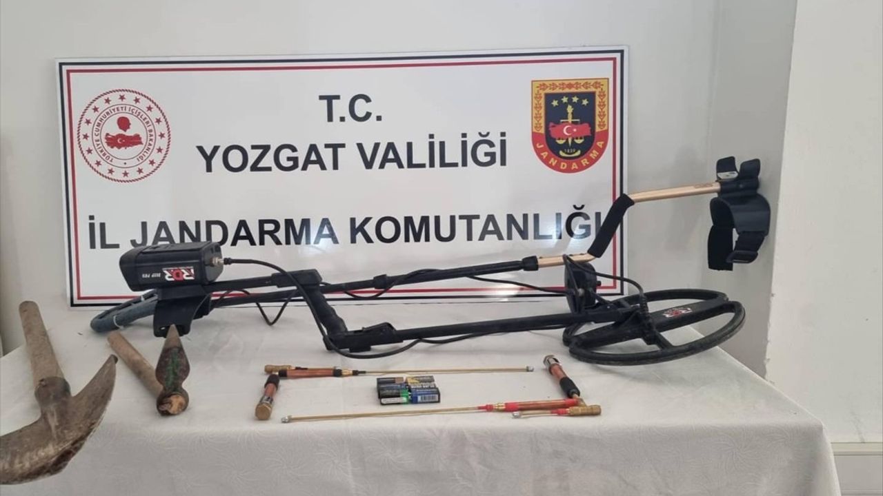 Yozgat’ta İzinsiz Kazı Yapan Üç Şüpheli Suçüstü Yakalandı