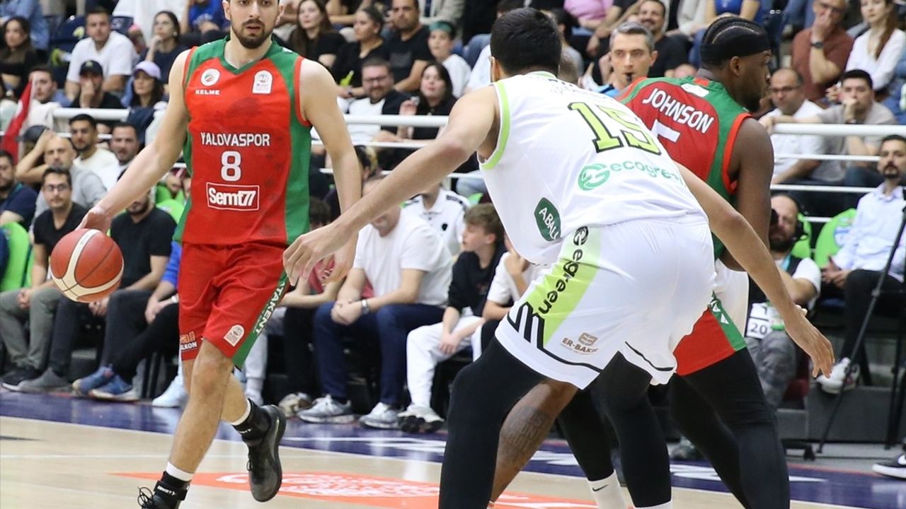 Yukatel Merkezefendi Belediyesi Basket, Semt77 Yalovaspor'u Mağlup Etti