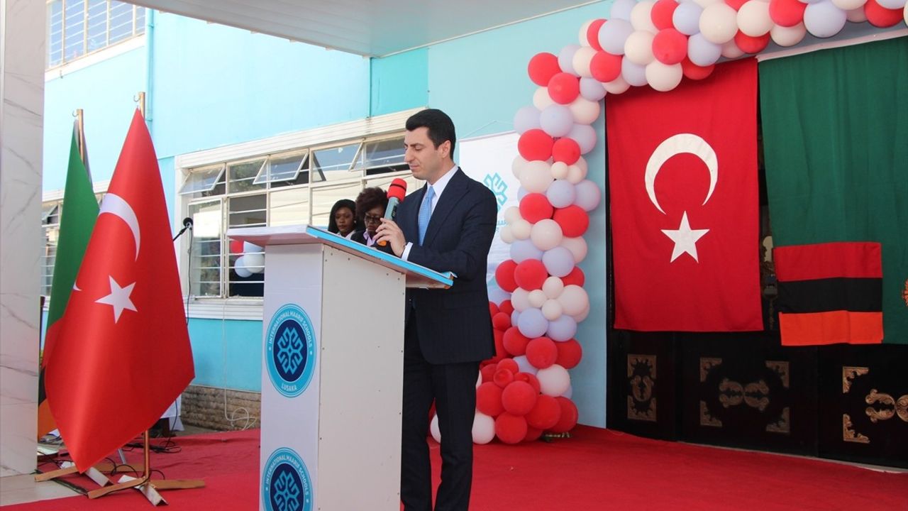 Zambiya'daki FETÖ Okulları Türkiye Maarif Vakfına Devredildi