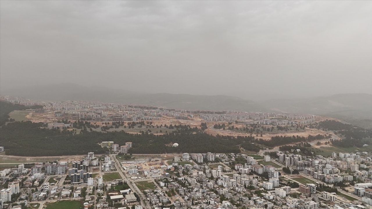 Adıyaman'da Toz Taşınımı Hayatı Olumsuz Etkiliyor