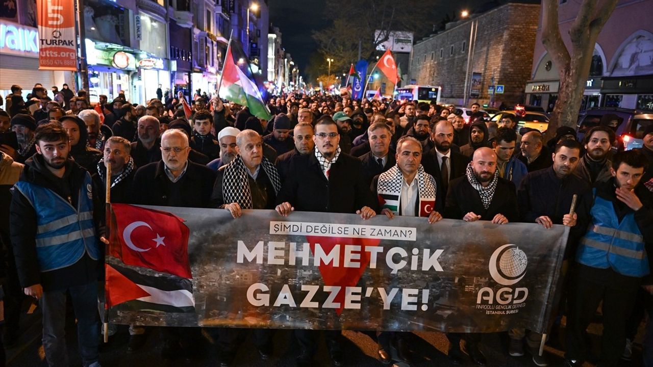 AGD Üyelerinden Gazze'ye Destek Protestosu