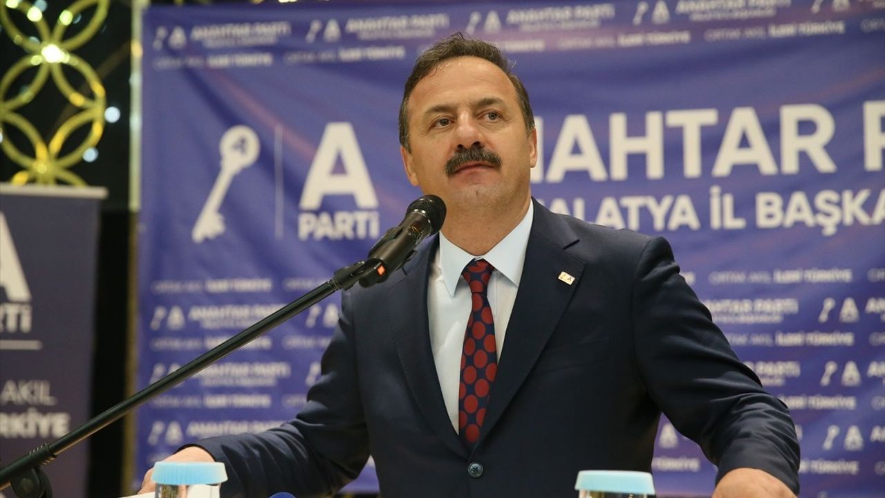 Anahtar Parti Genel Başkanı Ağıralioğlu Malatya'da Toplantı Düzenledi