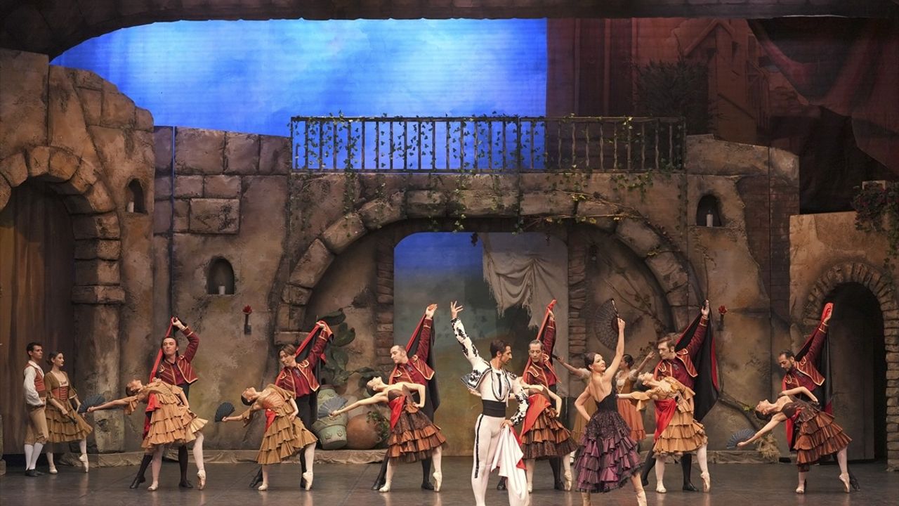 Antalya Devlet Opera ve Balesi, 'Don Kişot' Balesini Sahnelemeye Hazırlanıyor