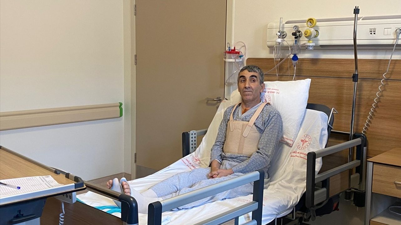Aort Yırtığıyla Savaşan İhsan Arıkan, İkinci Ameliyatla Hayata Döndü