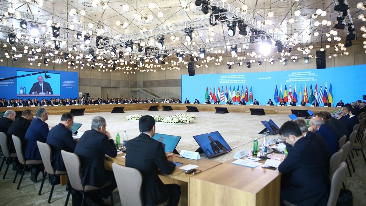 Azerbaycan, Avrupa'ya Gaz Tedarikinde Güçlü Ortak Olmaya Devam Ediyor