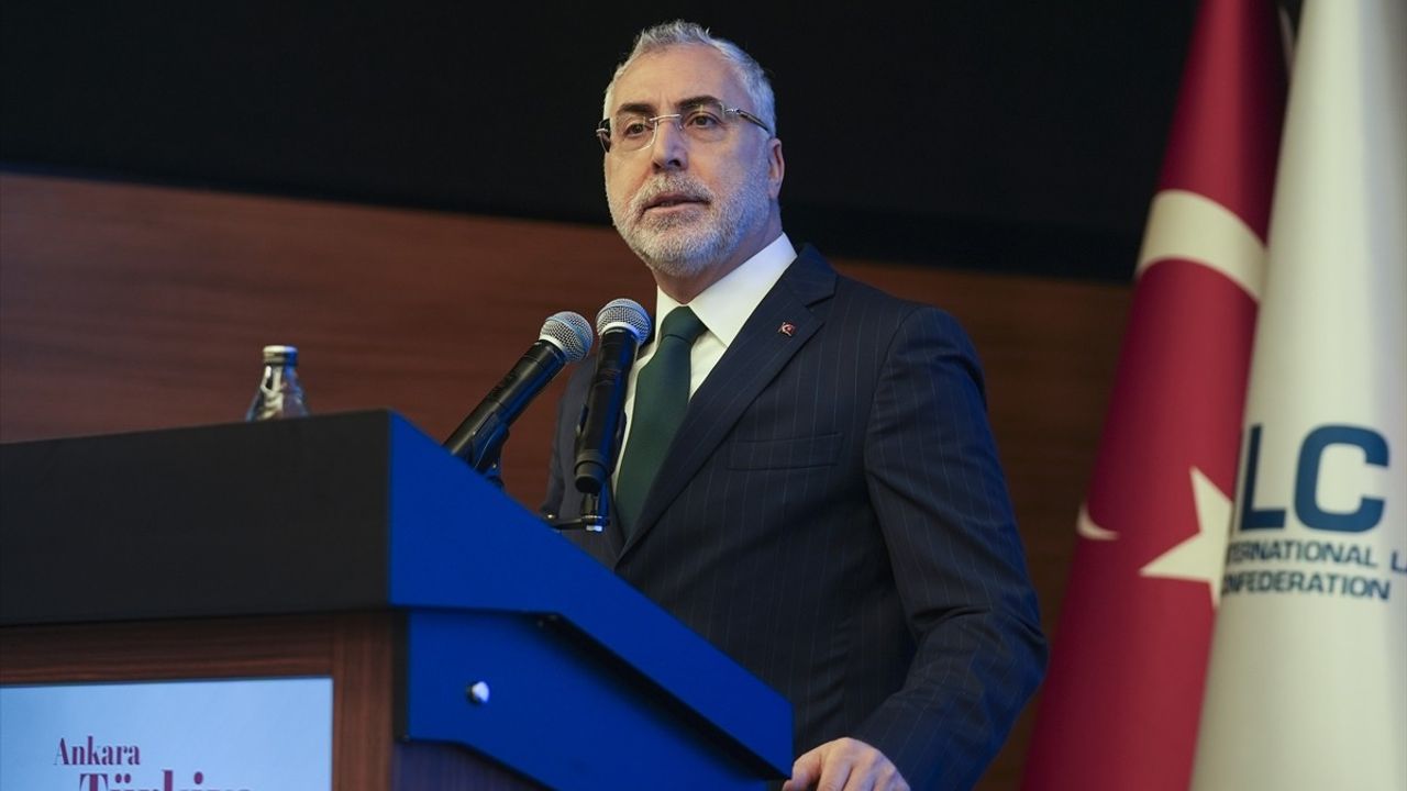 Bakan Işıkhan'dan Sendikal Haklar Üzerine Önemli Açıklamalar