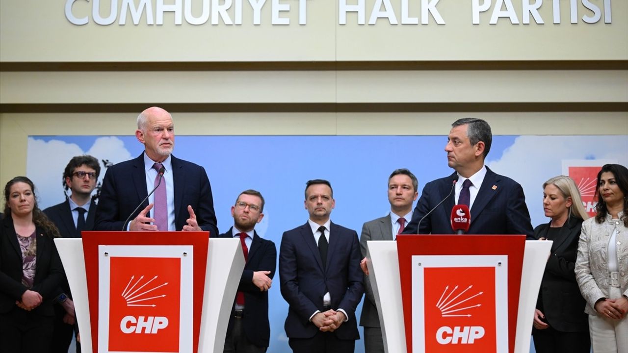 CHP Genel Başkanı Özgür Özel, Avrupa Sosyalist Partisi Heyeti ile Görüştü