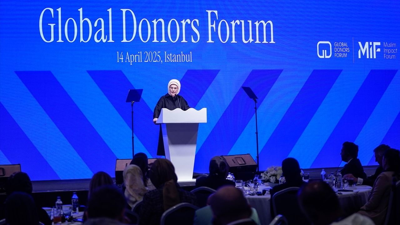 Emine Erdoğan'a 'En İyi Kadın Lider' Ödülü Takdim Edildi