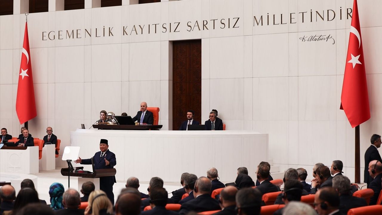 Endonezya Cumhurbaşkanı Subianto'dan Türkiye'ye Vurgu