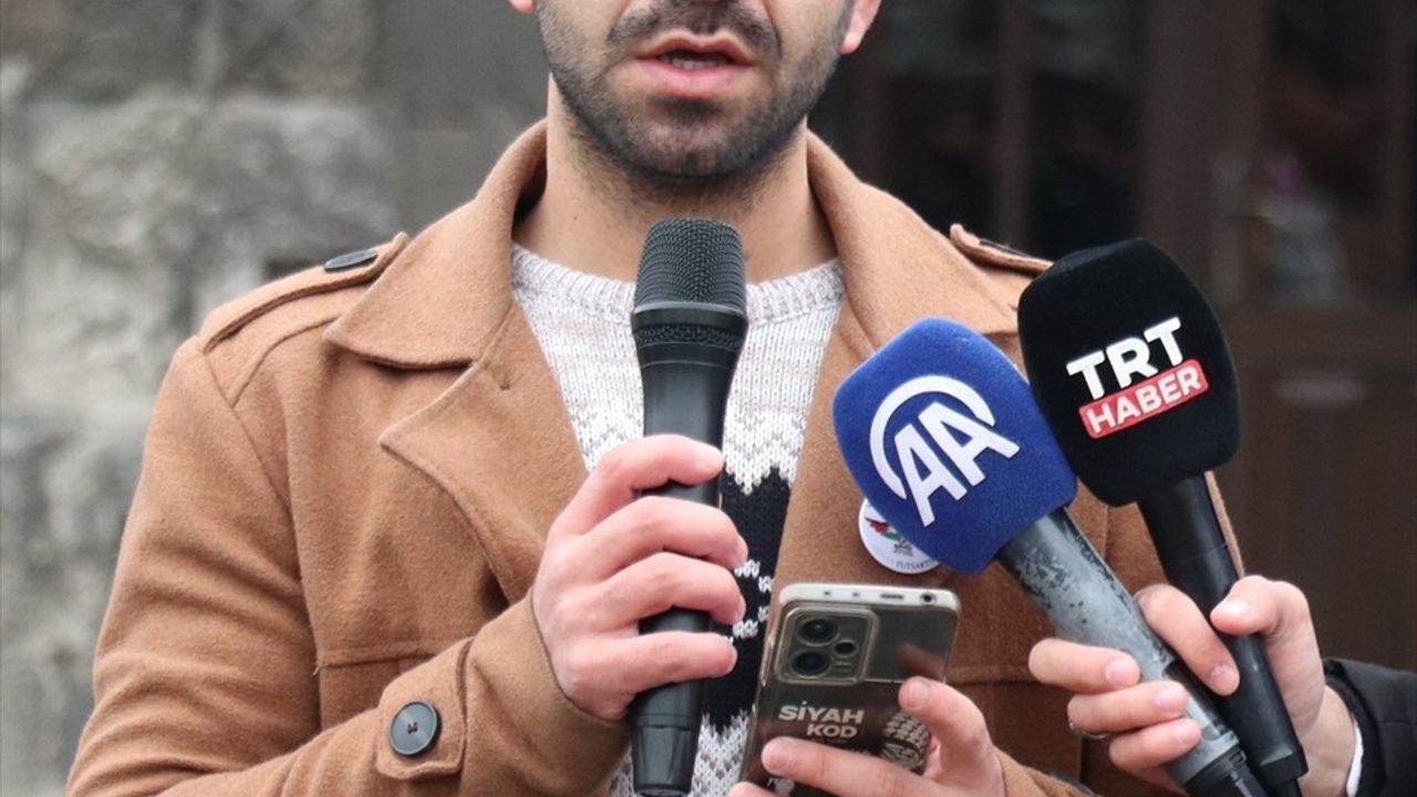 Erzurum'un Sağlık Çalışanlarından Gazze'ye Destek Yürüyüşü