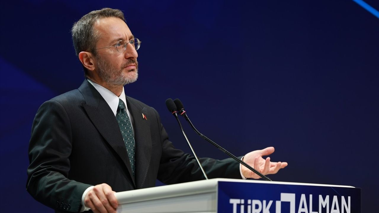Fahrettin Altun, Türk-Alman Medya Forumu'nda Kritik Açıklamalar Yaptı