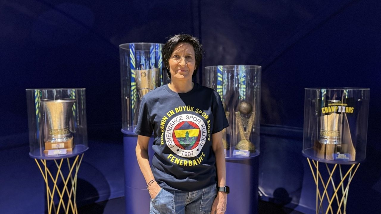 Fenerbahçe Opet Kadın Basketbol Takımı FIBA Kadınlar Avrupa Ligi Finali'ne Hazırlanıyor