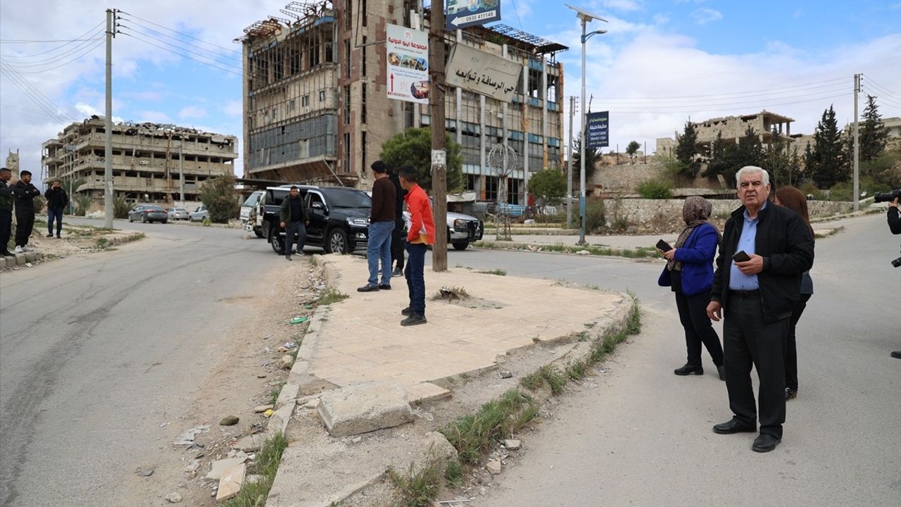 Halep'te 100 Kişi Serbest Bırakıldı