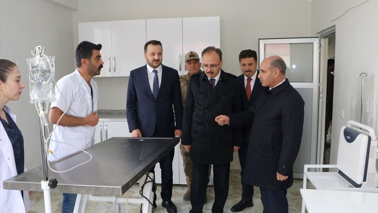 İçişleri Bakan Yardımcısı Aktaş, Siirt'te Şehit Ailesini Ziyaret Etti