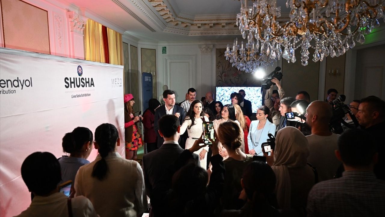 İstanbul Dijital Sanat Festivali Paris'te Tanıtıldı