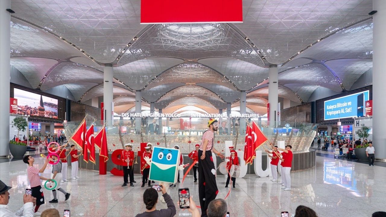 İstanbul Havalimanı'nda 23 Nisan Sevinci