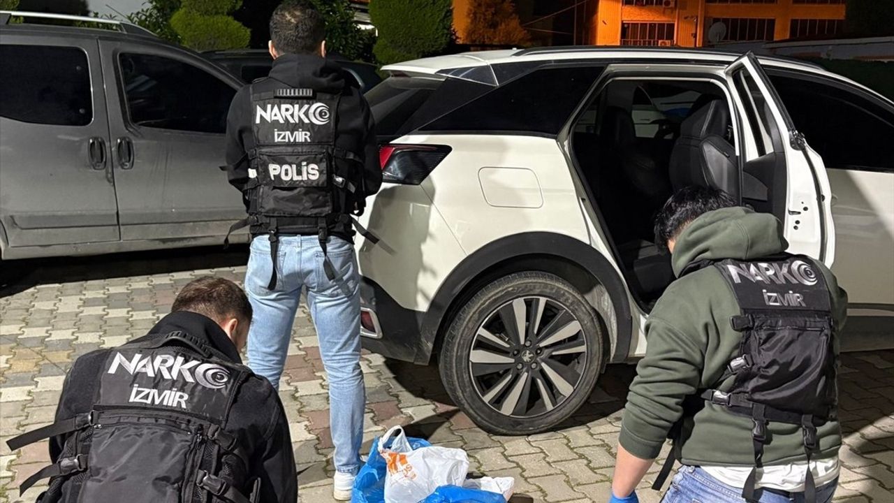 İzmir Torbalı'da Uyuşturucu Operasyonu: 3 Tutuklama