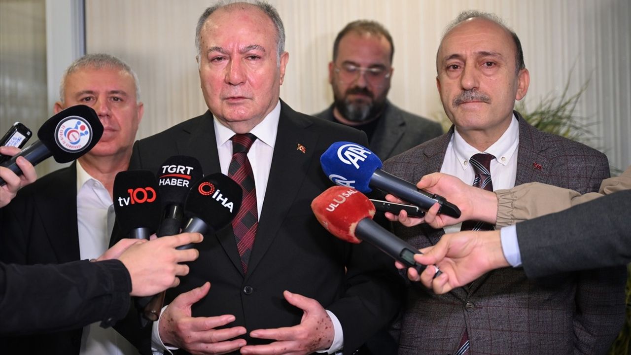 Kamu İşçi Sözleşme Görüşmeleri Başladı