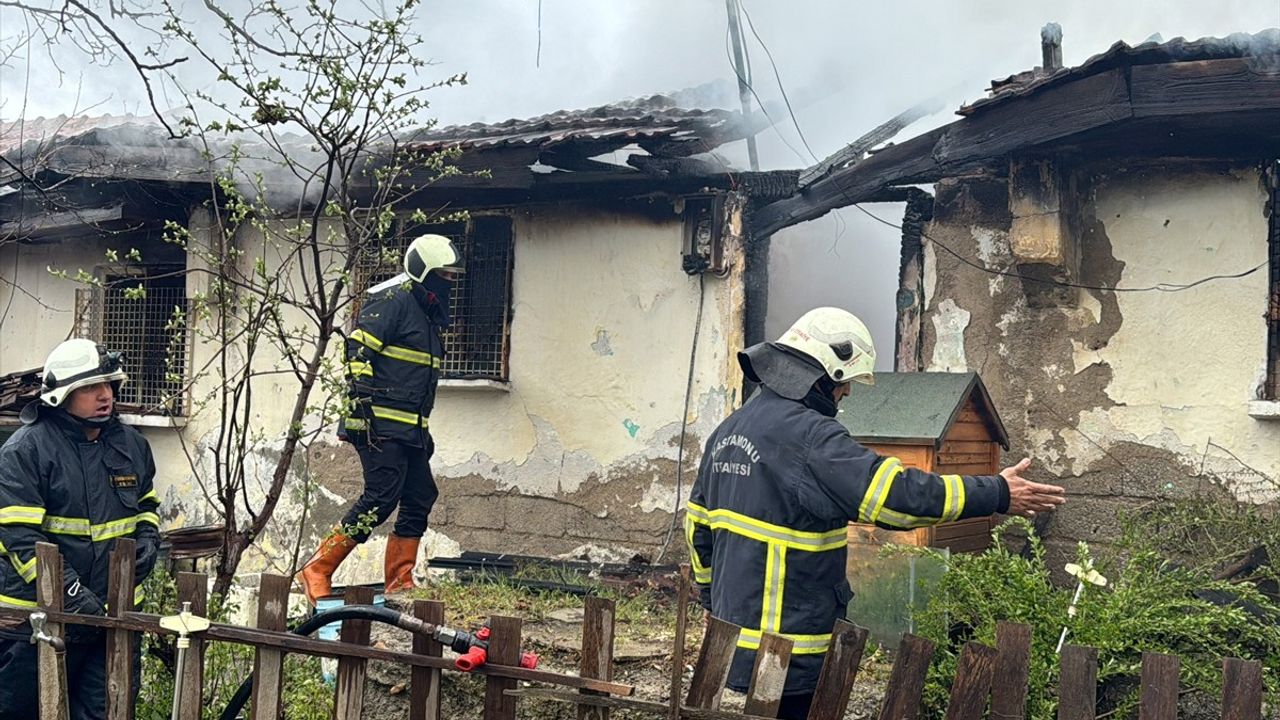 Kastamonu'da Yangın: Bir Ceset Bulundu