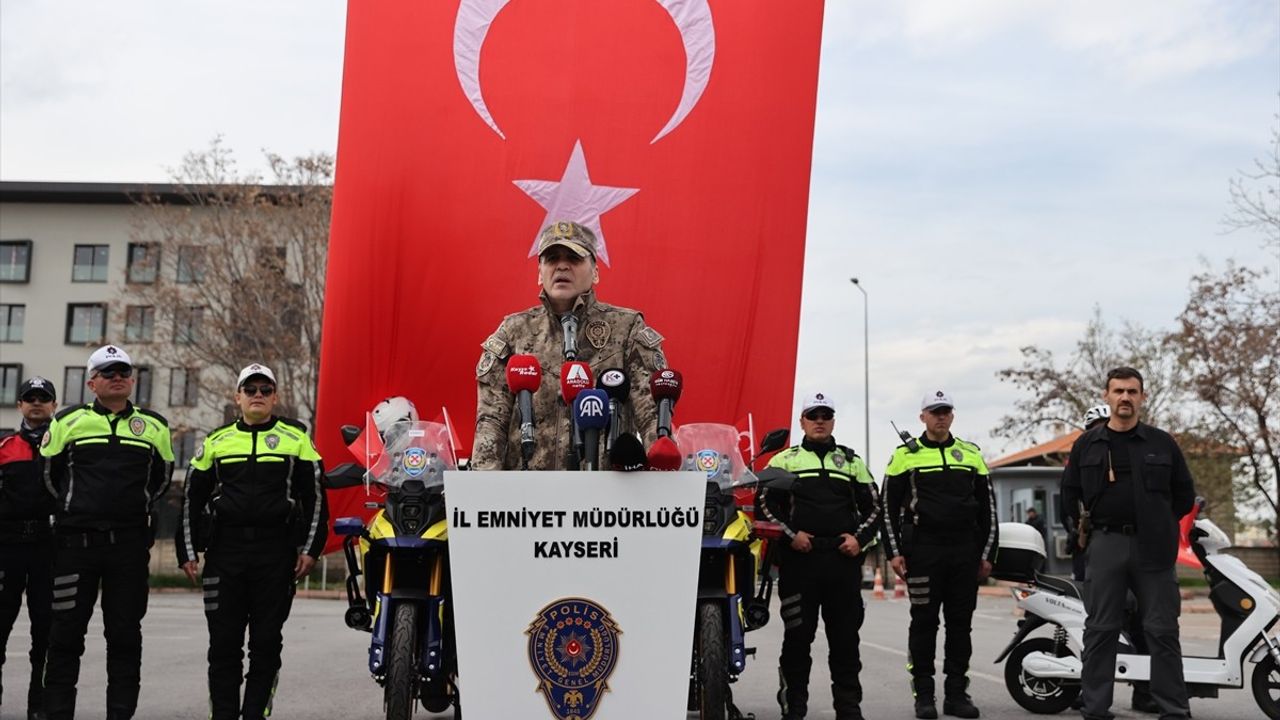 Kayseri Emniyet Müdürlüğü 21 Yeni Araçla Güçlendi